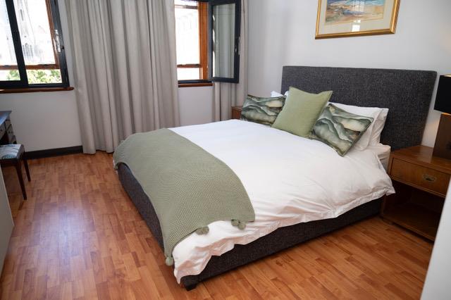 To Let 2 Bedroom Property for Rent in Cape Town City Centre Western Cape